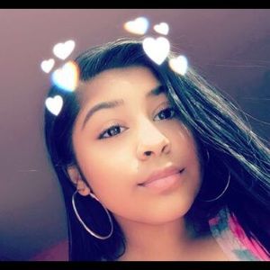 Meet your Posher, Fatima